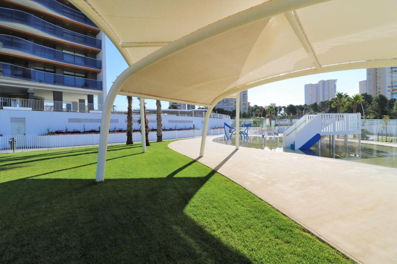 Sunset Waves 18-35 Poniente Beach Resort Benidorm Exterior foto