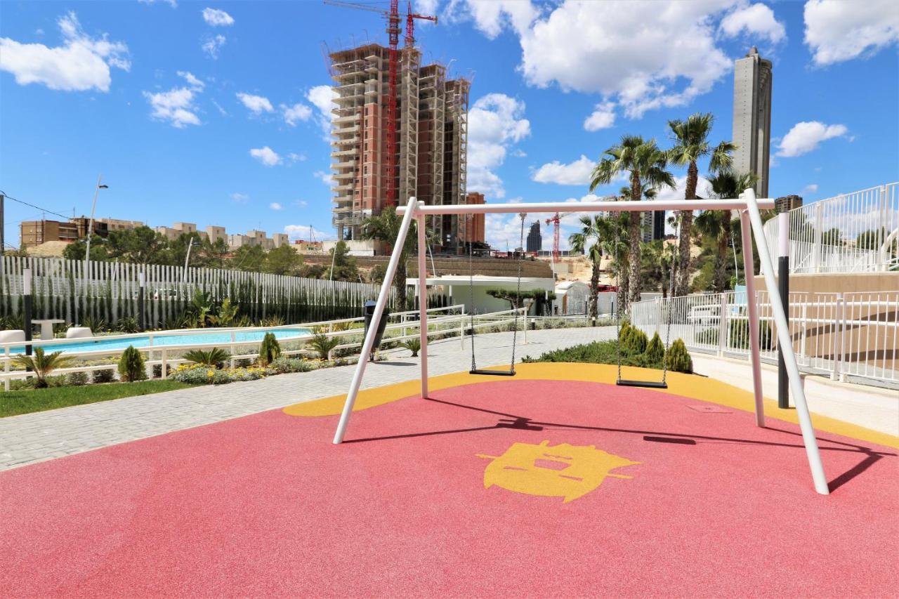 Sunset Waves 18-35 Poniente Beach Resort Benidorm Exterior foto