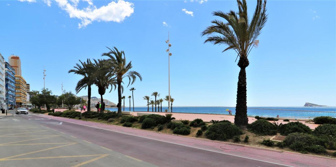 Sunset Waves 18-35 Poniente Beach Resort Benidorm Exterior foto